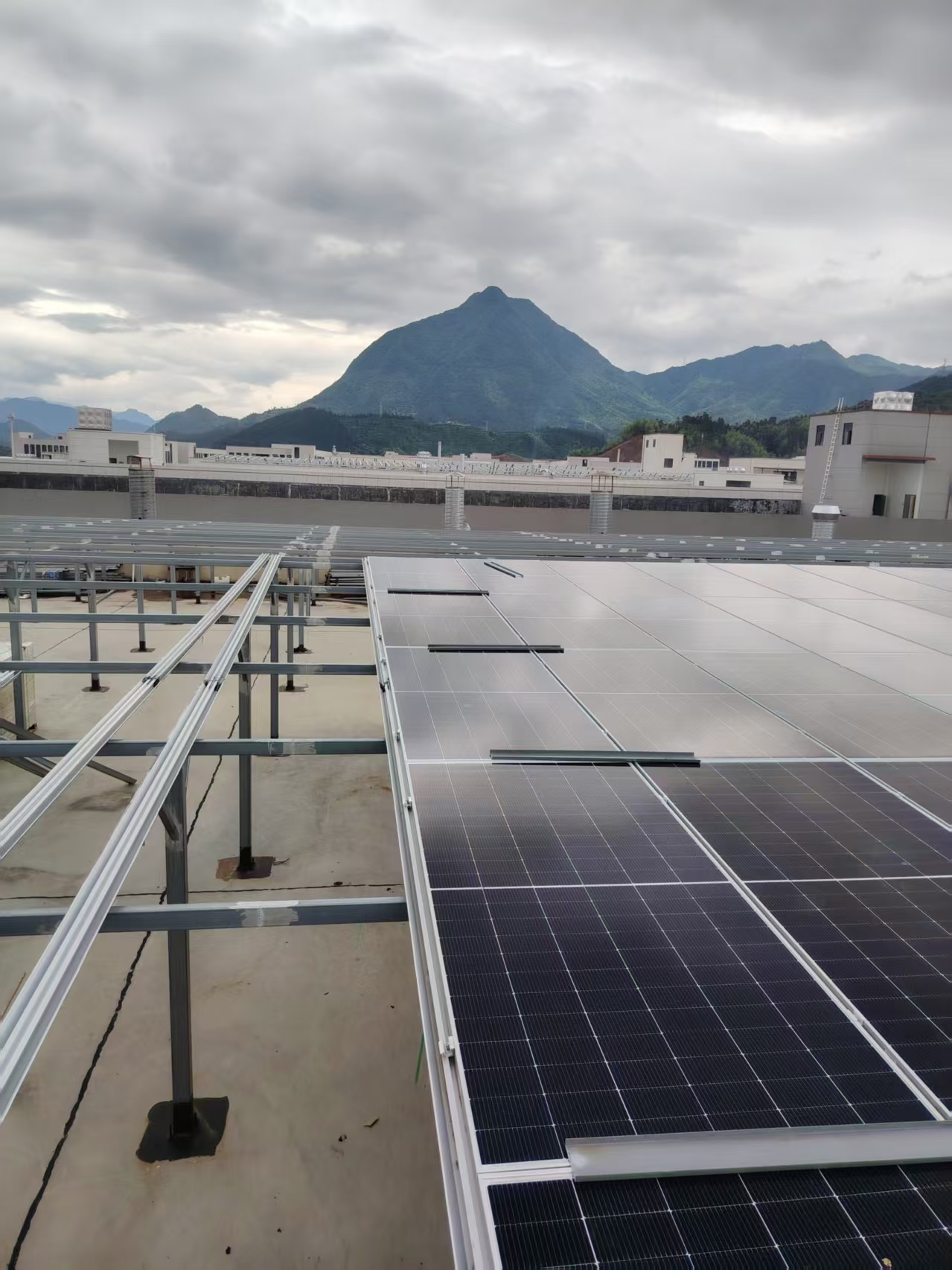 Five-degree PV array