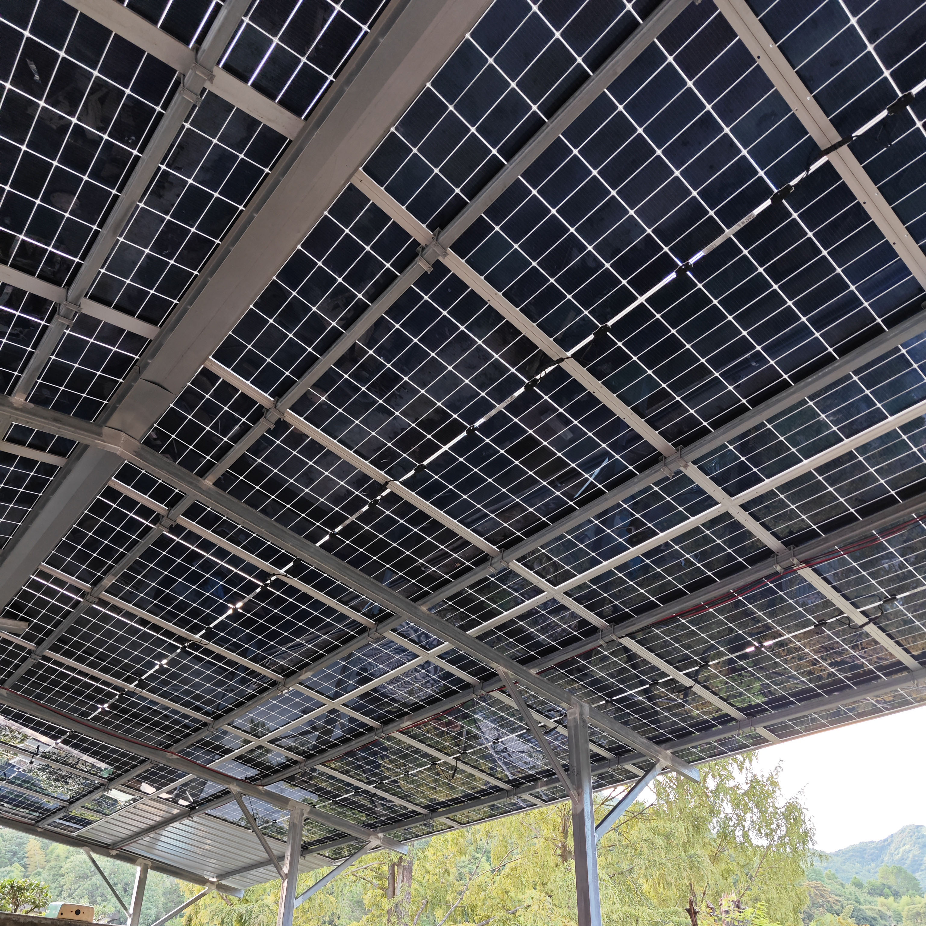 Sunroom-style PV array detail
